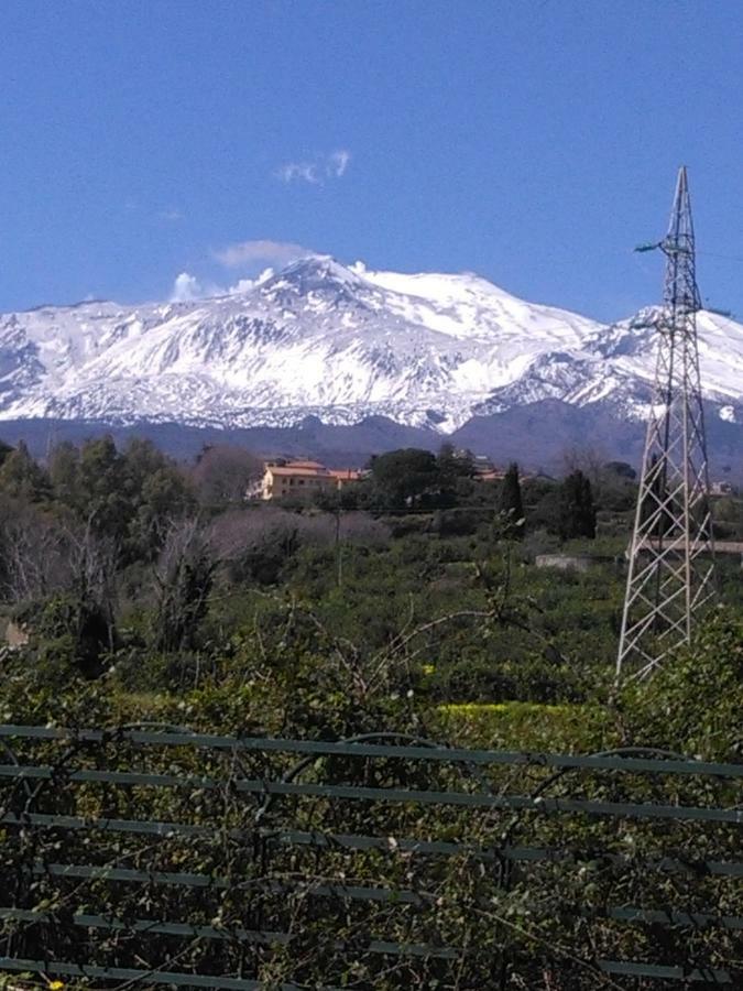 Ai tre archi Villa Mascali Exterior foto
